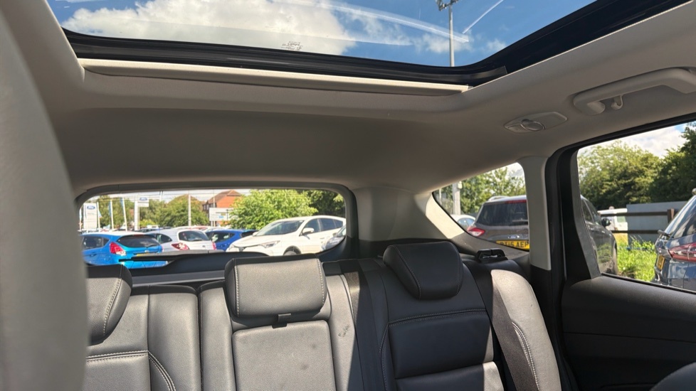 Ford Kuga St-line Black #39