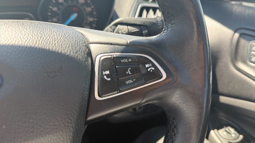 Ford Kuga St-line Black #30