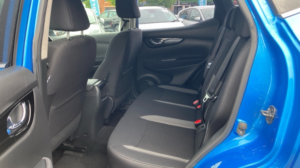 Nissan Qashqai Dig-t Tekna Plus Blue #16