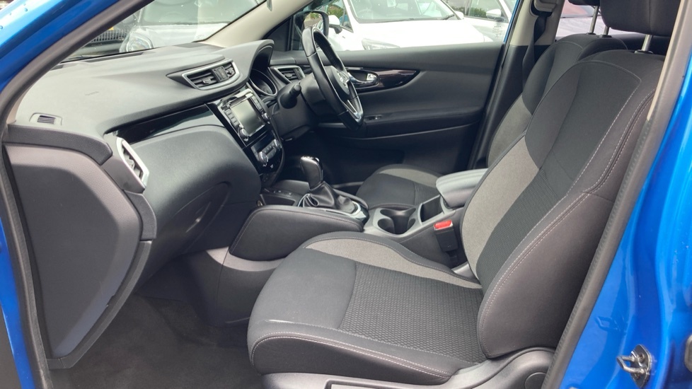 Nissan Qashqai Dig-t Tekna Plus Blue #51