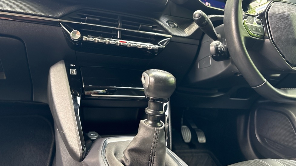 Peugeot 2008 Puretech Ss Active Grey #13