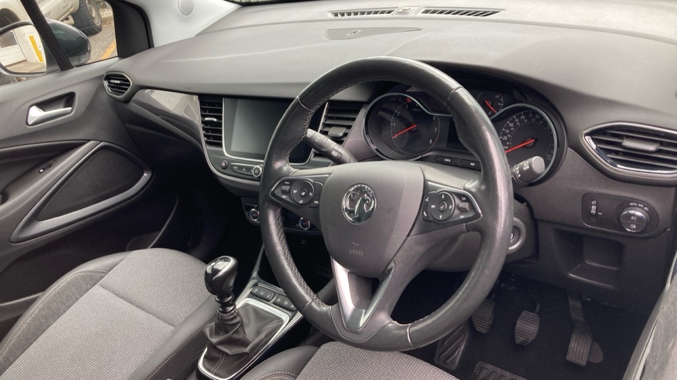 Vauxhall Crossland Se Edition White #11