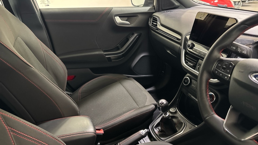 Ford Puma St-line Black #14