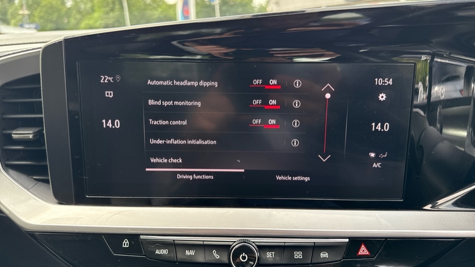 Vauxhall Mokka Elite Nav Premium Green #32