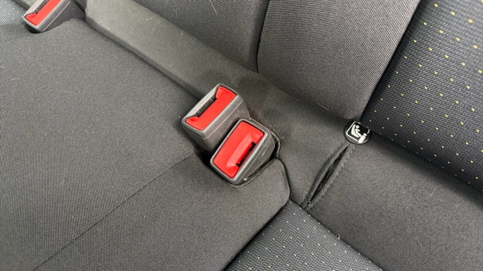 Seat Arona 1.0 Tsi Se Technology Suv Red #17