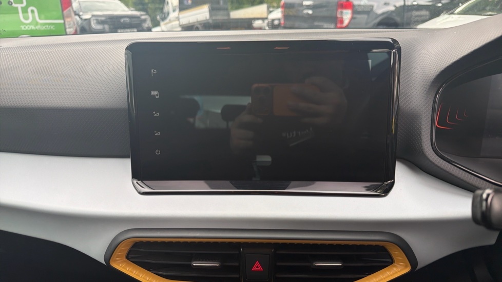 Seat Arona 1.0 Tsi Se Technology Suv Red #12