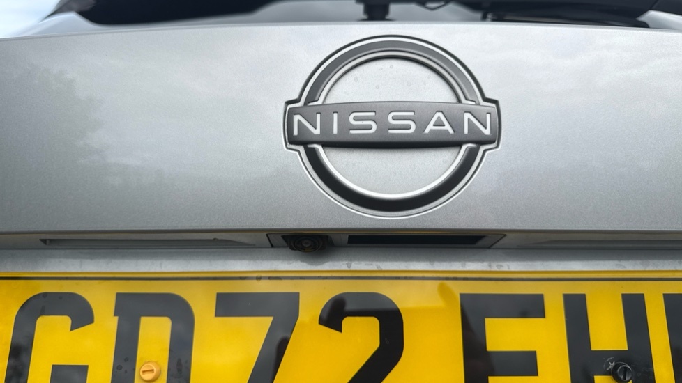 Nissan Juke N-connecta Red #22