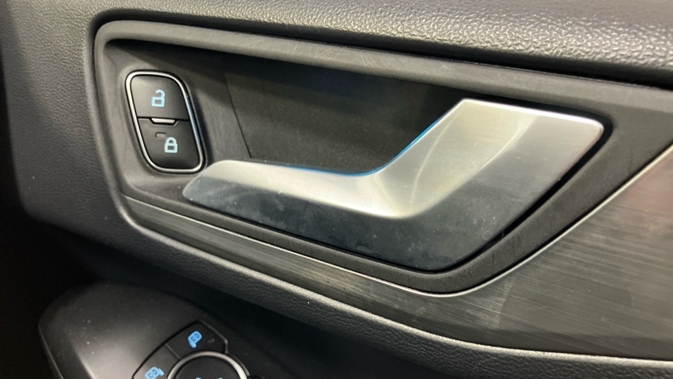 Ford Focus Petrol Blue #34