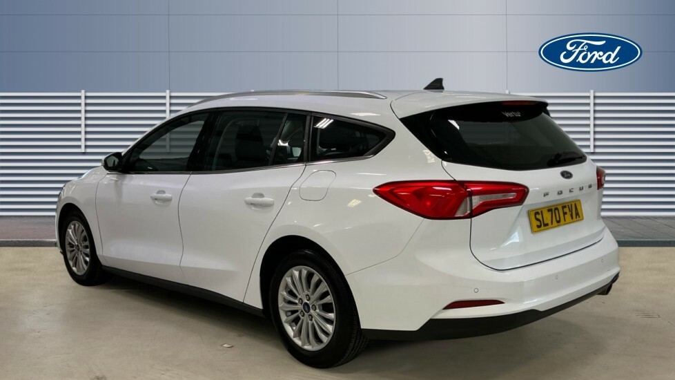 Ford Focus Titanium Edition White #2