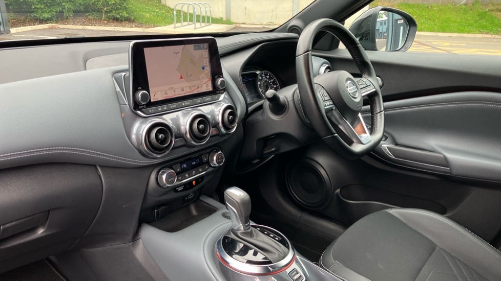 Nissan Juke Dig-t Acenta Red #7
