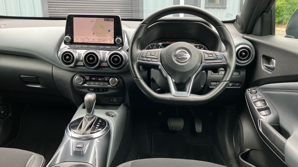Nissan Juke Dig-t Acenta Red #5