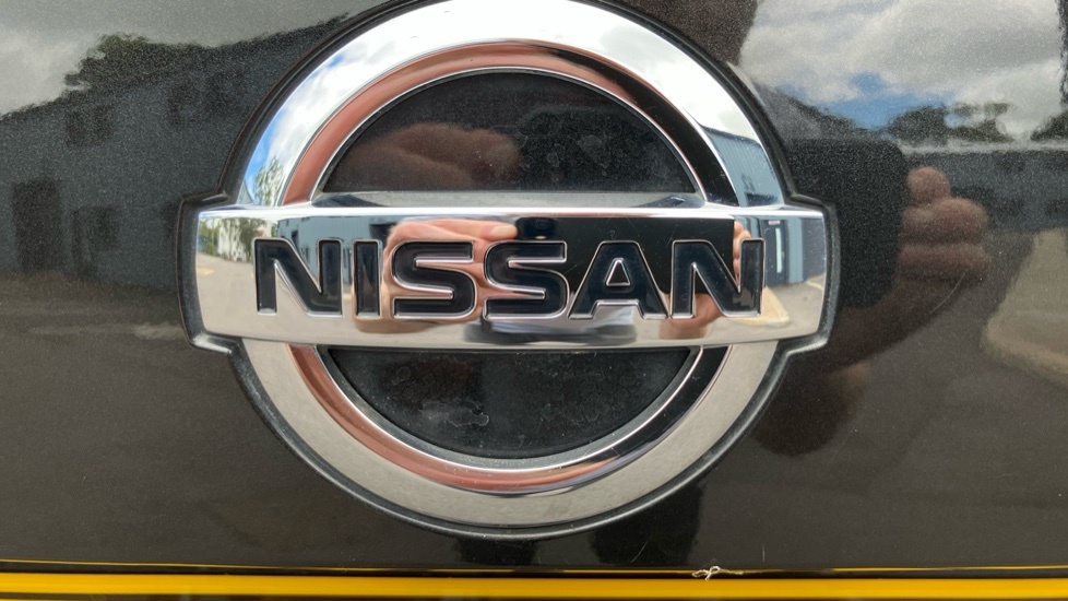 Nissan Juke Dig-t Acenta Red #64