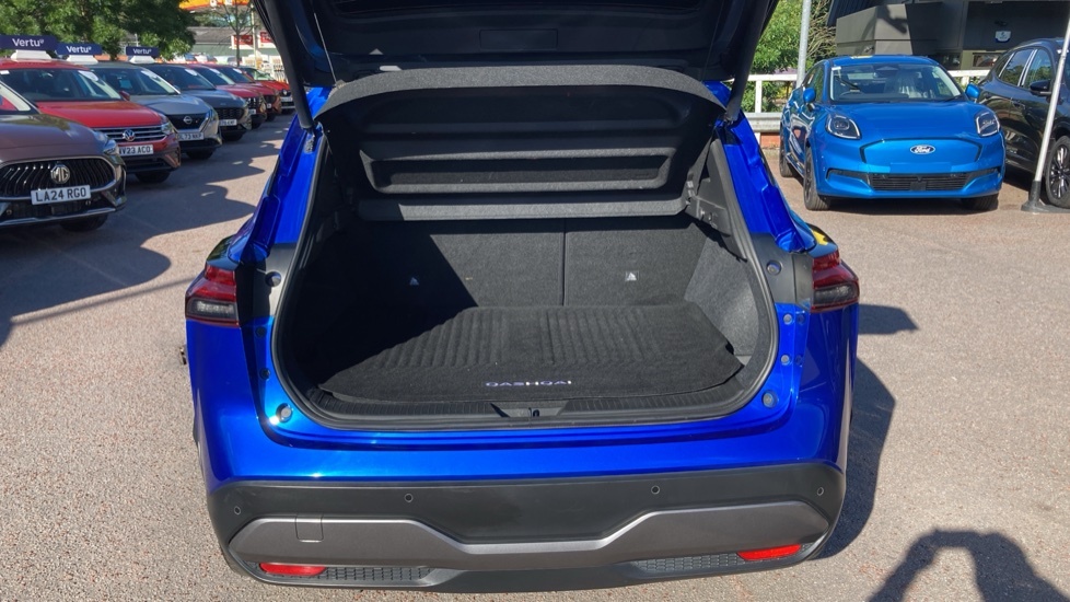 Nissan Qashqai Tekna Blue #4