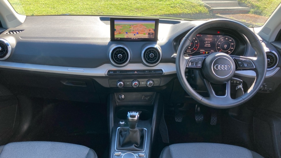 Audi Q2 30 Tfsi Black Edition 2023 Grey #10