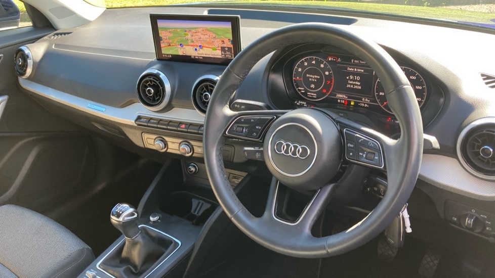 Audi Q2 30 Tfsi Black Edition 2023 Grey #11
