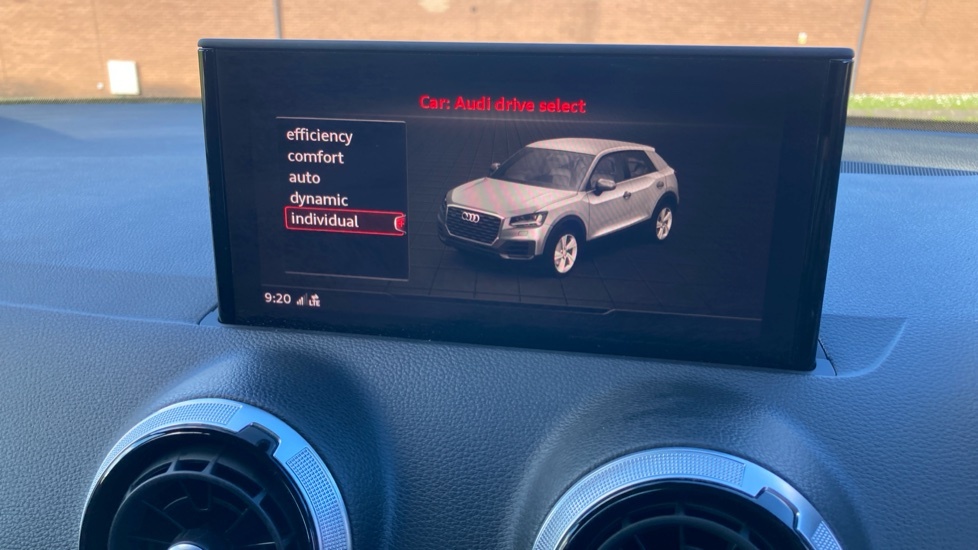 Audi Q2 30 Tfsi Black Edition 2023 Grey #41
