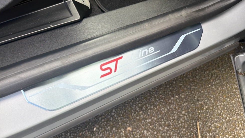 Ford Puma Suv Grey #34