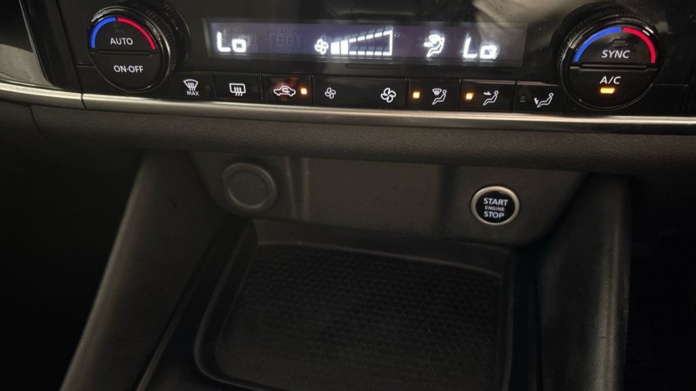 Nissan Qashqai 1.5 E-power Tekna Black #38