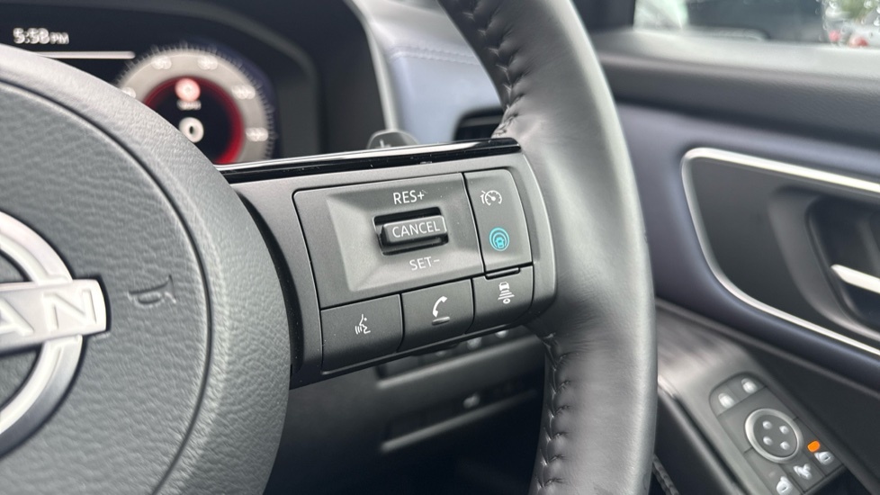 Nissan Qashqai 1.5 E-power N-connecta Grey #34
