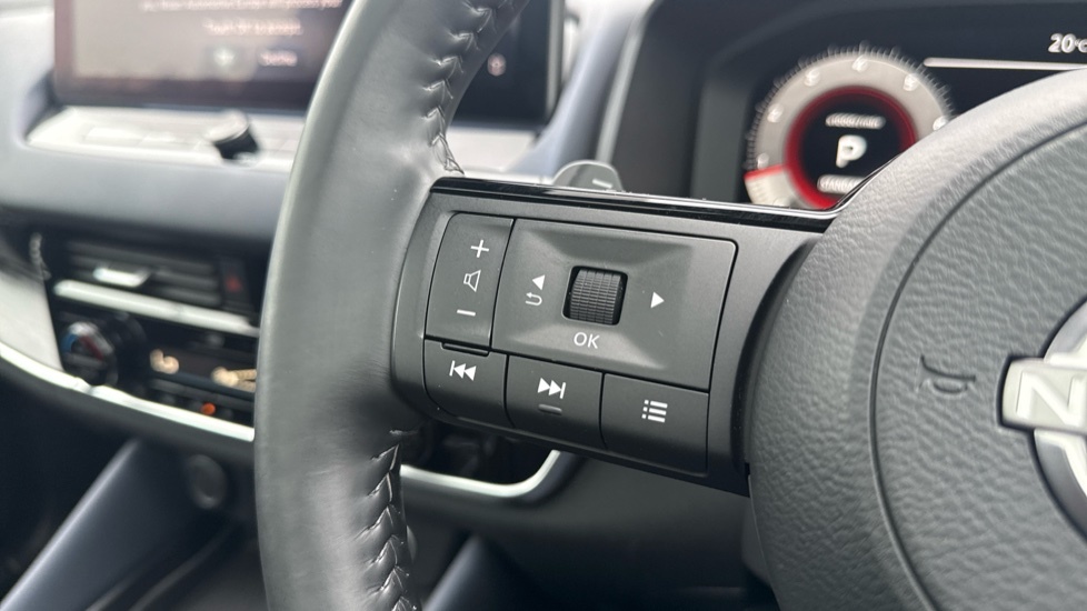 Nissan Qashqai 1.5 E-power N-connecta Grey #35