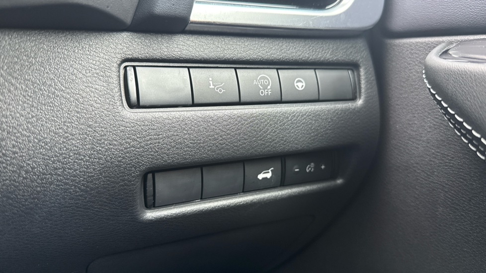 Nissan Qashqai 1.5 E-power N-connecta Grey #38
