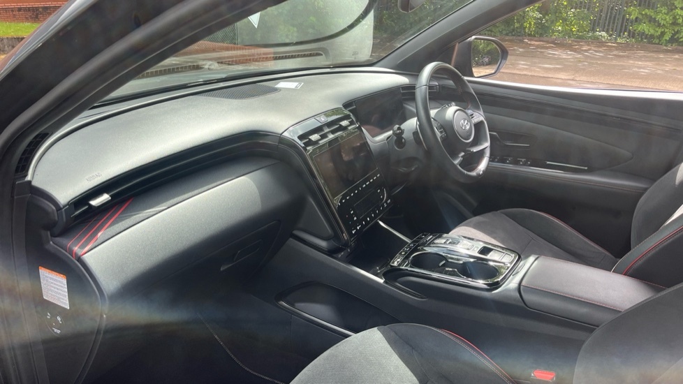 Hyundai Tucson Ultimate White #9