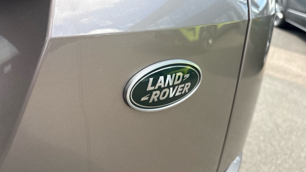 Land Rover Range Rover Evoque Evoque Edition Black #30