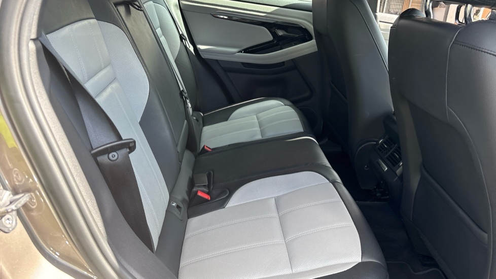 Land Rover Range Rover Evoque Evoque Edition Black #16