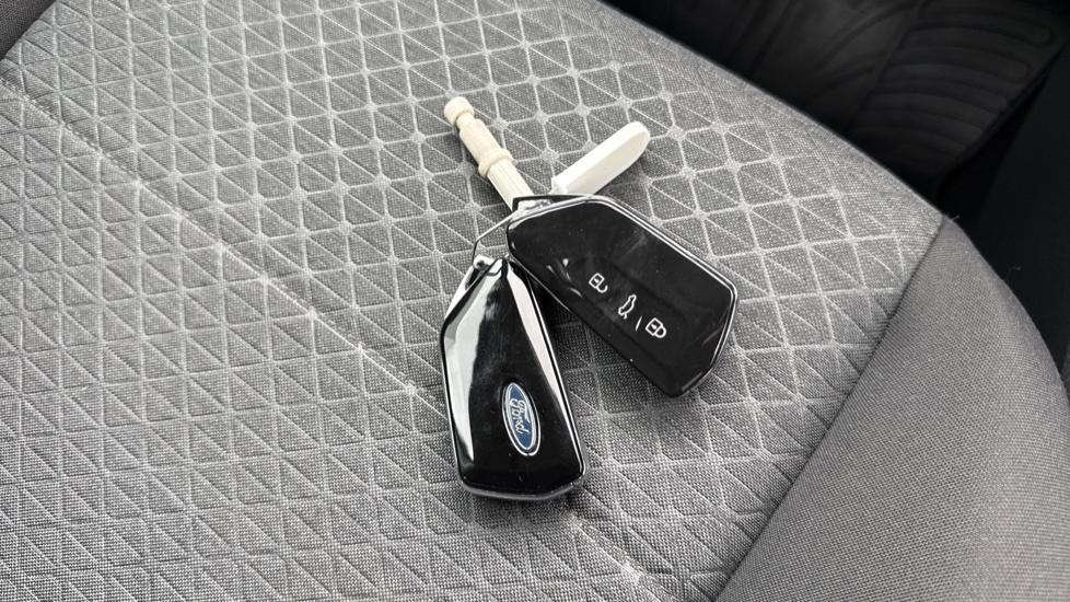 Ford Tourneo Connect 2.0 Ecoblue Active White #20