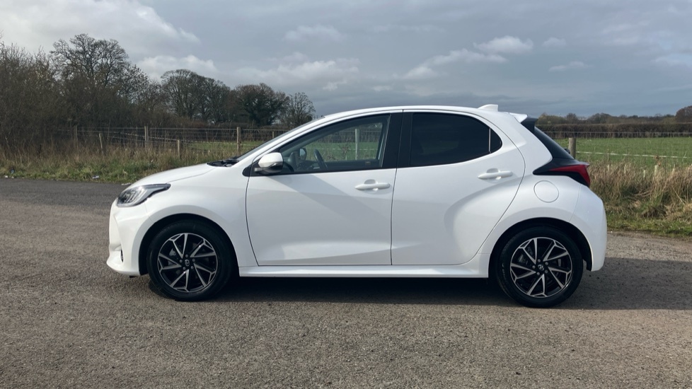 Toyota Yaris Hatchback #23