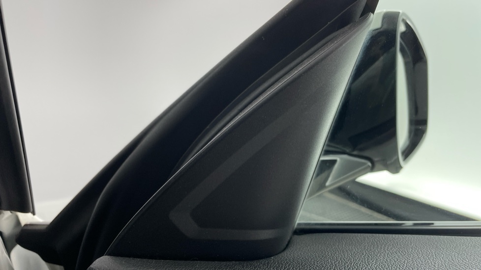 BMW 2 Series M235i Xdrive Step White #20