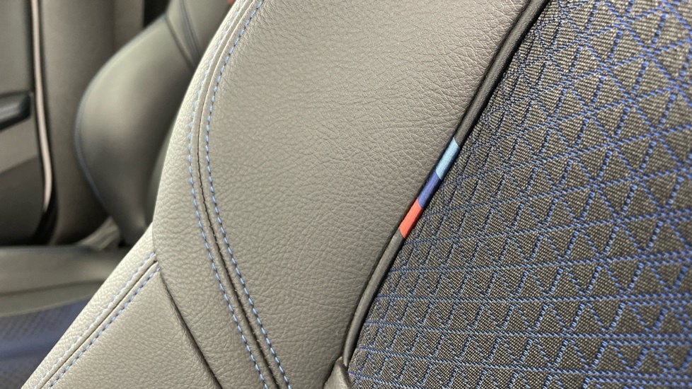 BMW 2 Series M235i Xdrive Step White #29
