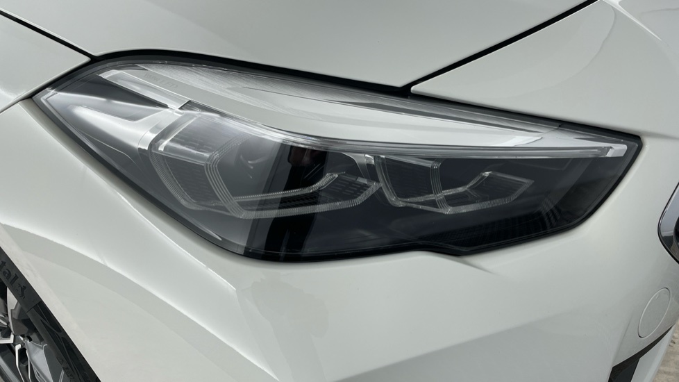 BMW 2 Series M235i Xdrive Step White #23