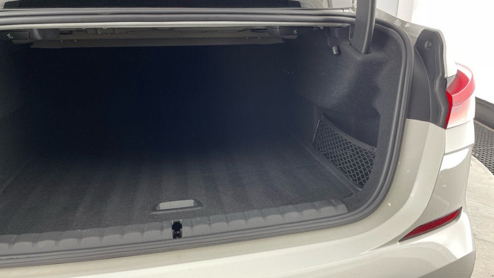 BMW 2 Series M235i Xdrive Step White #42