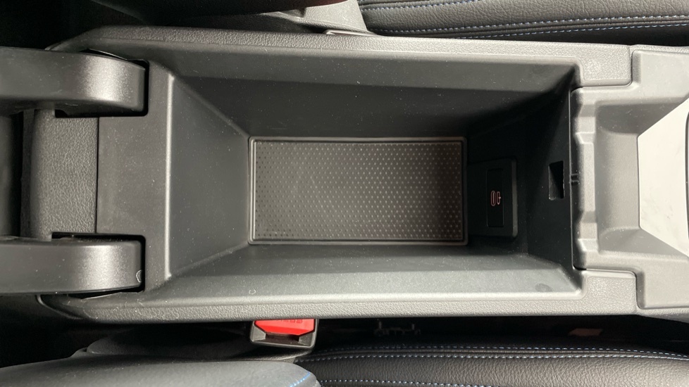 BMW 2 Series M235i Xdrive Step White #57