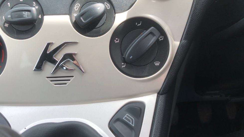 Ford KA Zetec Silver #23