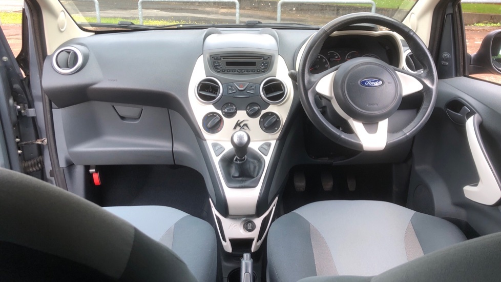 Ford KA Zetec Silver #10