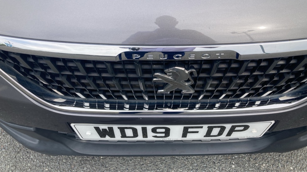 Peugeot 2008 2008 Allure Premium Black #23