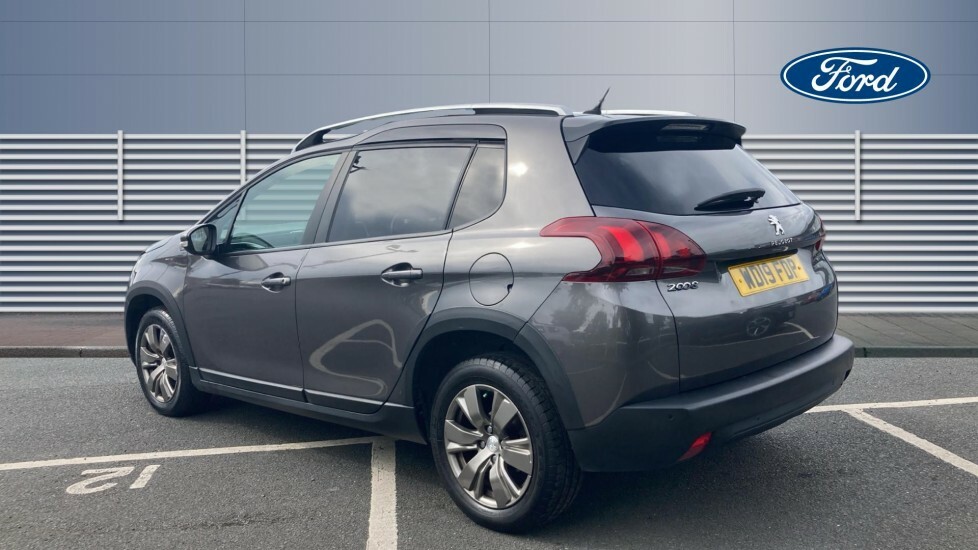 Peugeot 2008 Signature Grey #2
