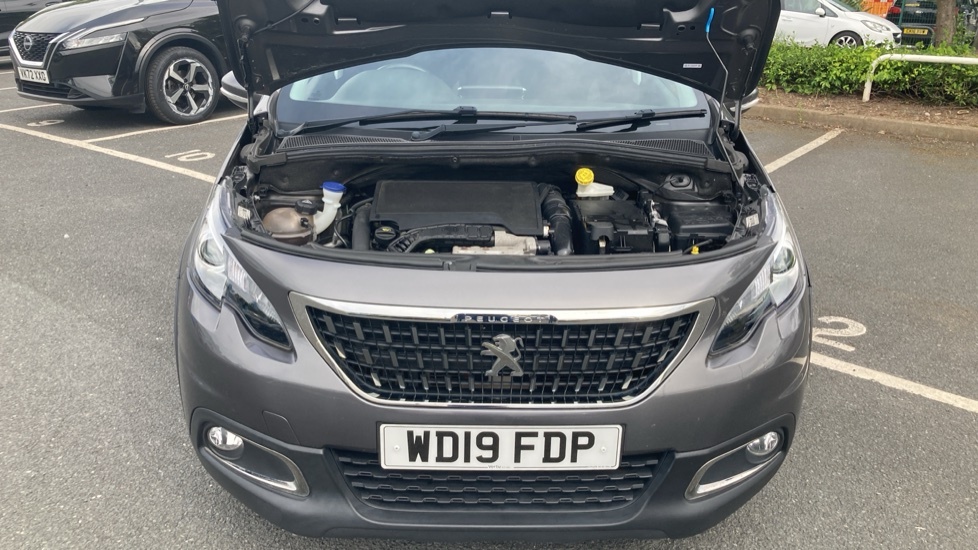 Peugeot 2008 2008 Allure Premium Black #10