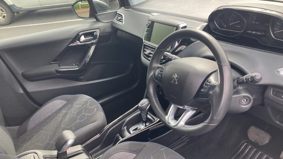 Peugeot 2008 2008 Allure Premium Black #13