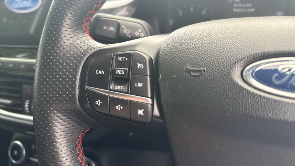 Ford Fiesta 1.0 Ecoboost 95 Trend Red #28