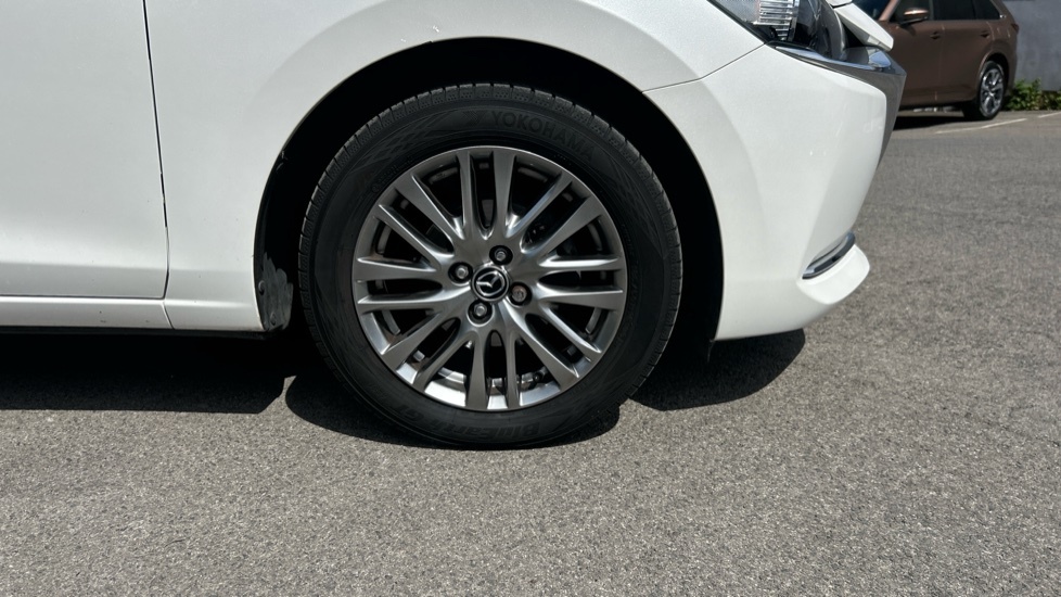 Mazda 2 1.5 Skyactiv G Se-l Nav White #35