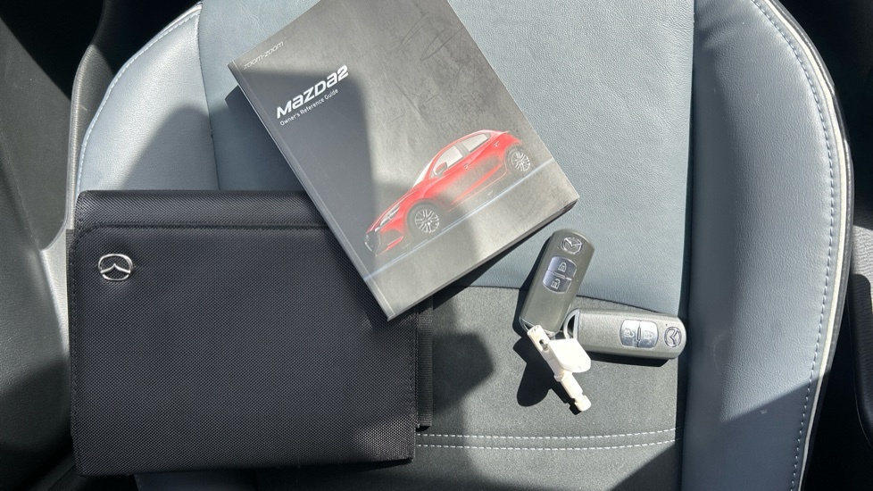 Mazda 2 1.5 Skyactiv G Se-l Nav White #19