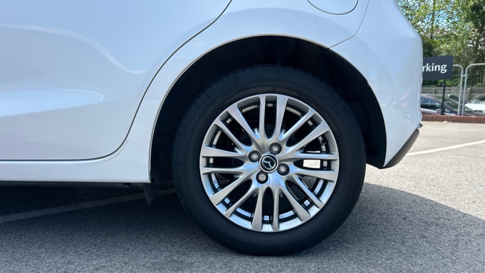 Mazda 2 1.5 Skyactiv G Se-l Nav White #7