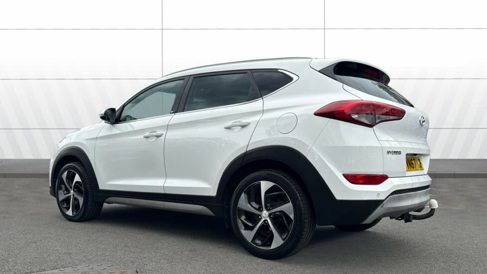 Hyundai Tucson Sport Edition White #2