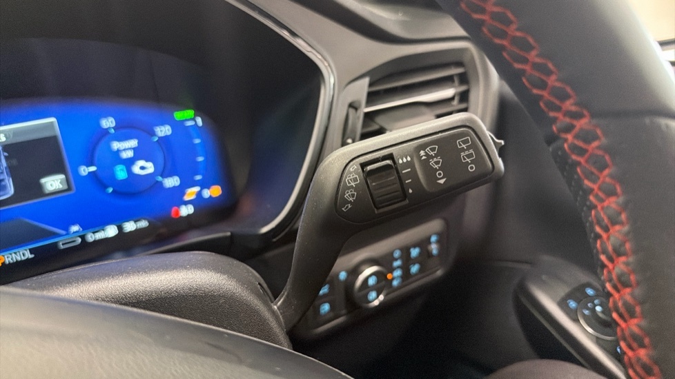 Ford Kuga 2.5 Fhev St-line X Cvt White #36