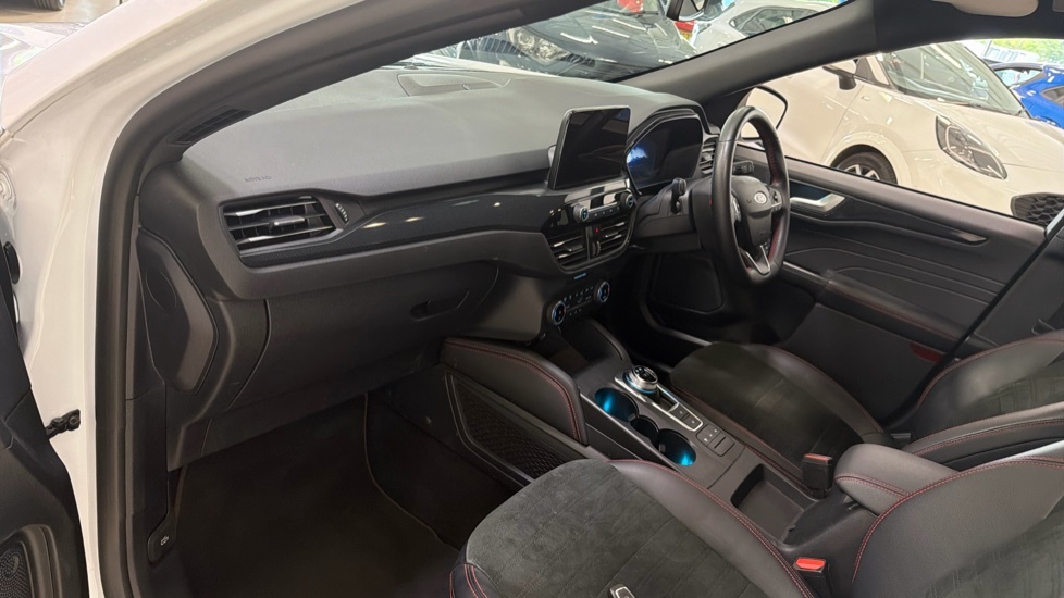 Ford Kuga 2.5 Fhev St-line X Cvt White #9