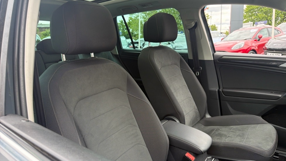 Volkswagen Tiguan Suv Grey #27
