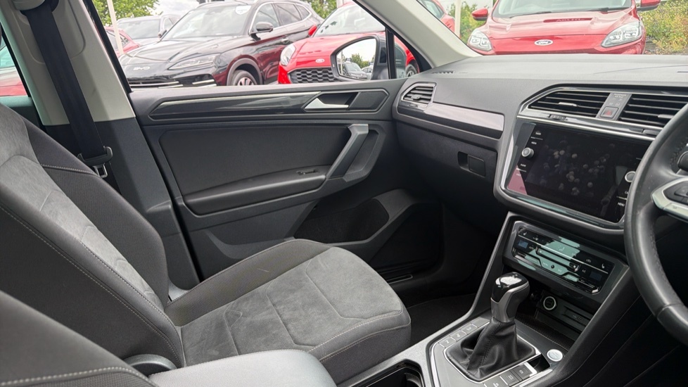 Volkswagen Tiguan Suv Grey #14